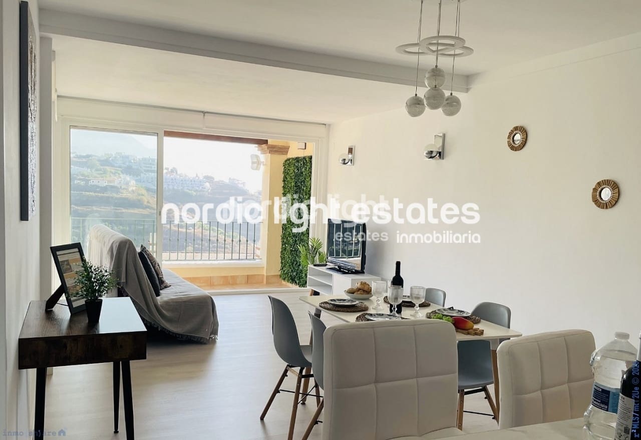 3 sovrum Lägenhet till salu i Nerja med pool - 389 000 € (Ref: 9893113)