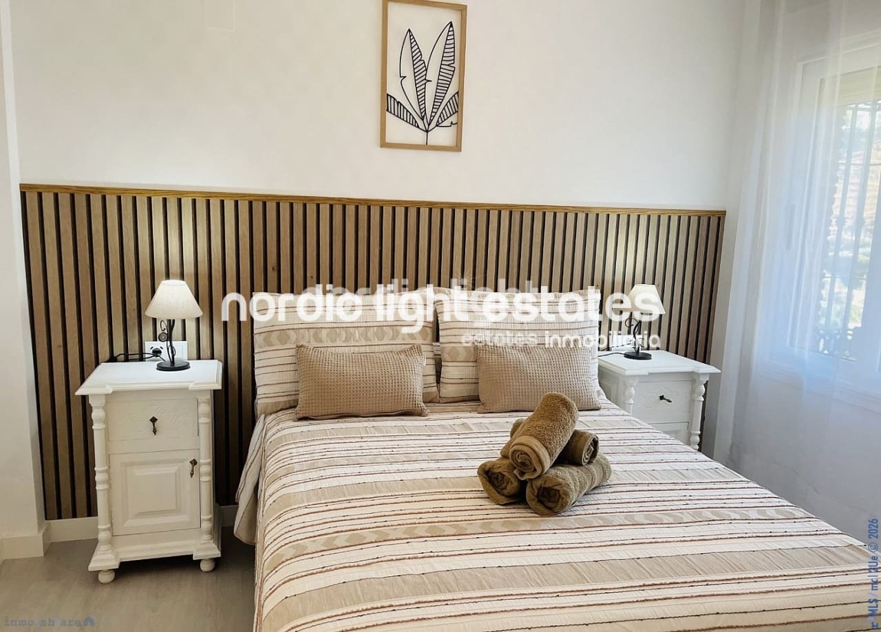 3 sovrum Lägenhet till salu i Nerja med pool - 389 000 € (Ref: 9893113)