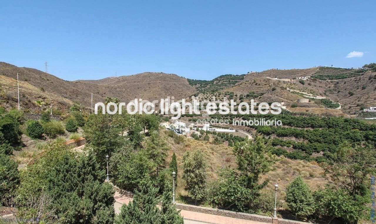 3 sovrum Lägenhet till salu i Nerja med pool - 389 000 € (Ref: 9893113)