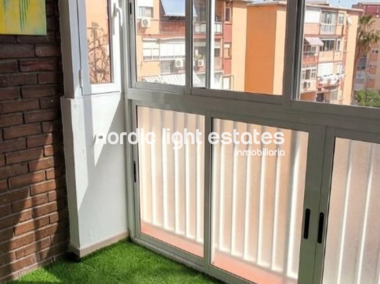 3 bedroom Flat for sale in Malaga city - € 300,000 (Ref: 9895219)