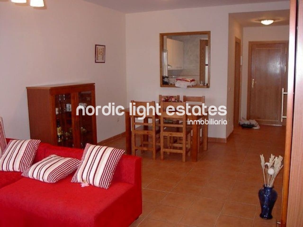 2 sypialnia Dom blizniak na sprzedaż w Torrox-Costa z basenem garażem - 295 000 € (Ref: 9897135)