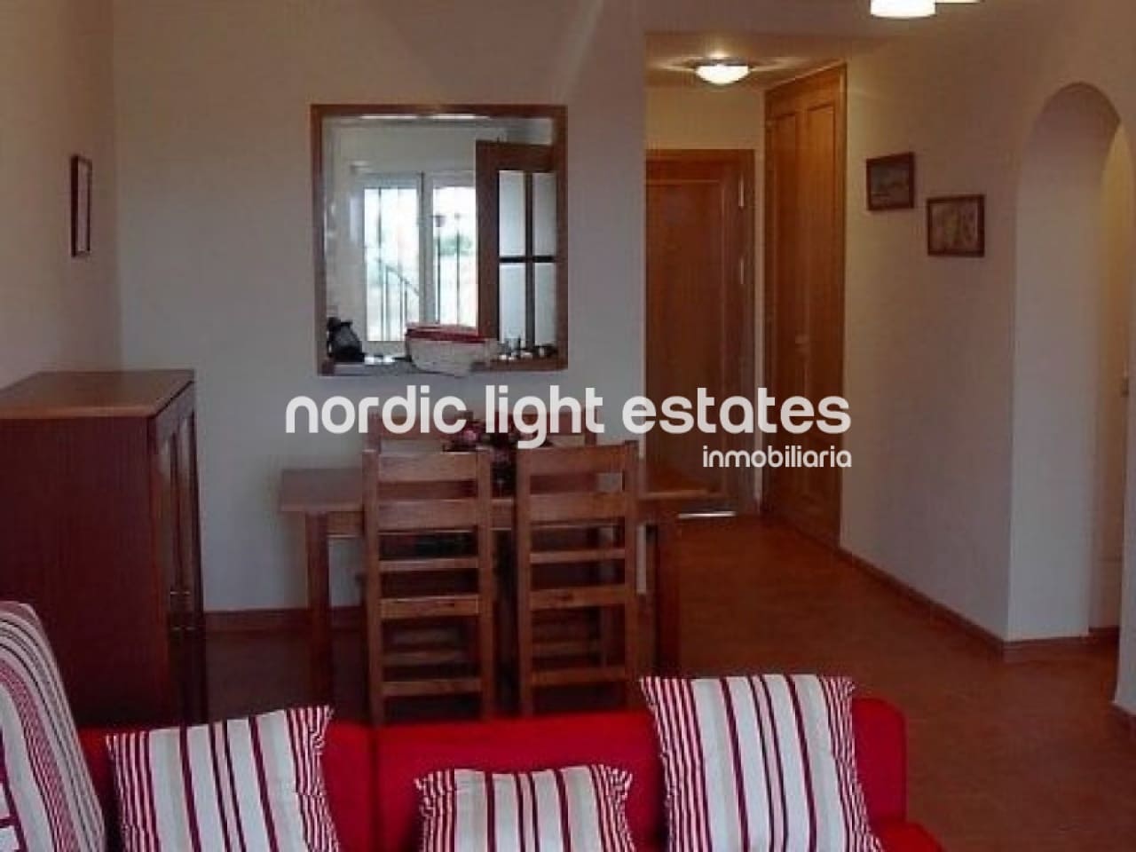 2 sypialnia Dom blizniak na sprzedaż w Torrox-Costa z basenem garażem - 295 000 € (Ref: 9897135)