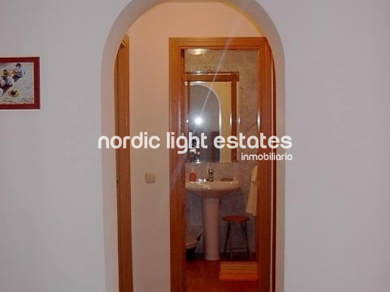 2 sypialnia Dom blizniak na sprzedaż w Torrox-Costa z basenem garażem - 295 000 € (Ref: 9897135)