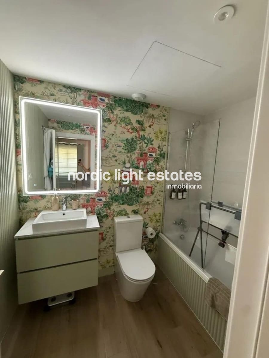 3 soveværelse Lejlighed til salg i Malaga by med swimmingpool garage - € 895.000 (Ref: 9905128)