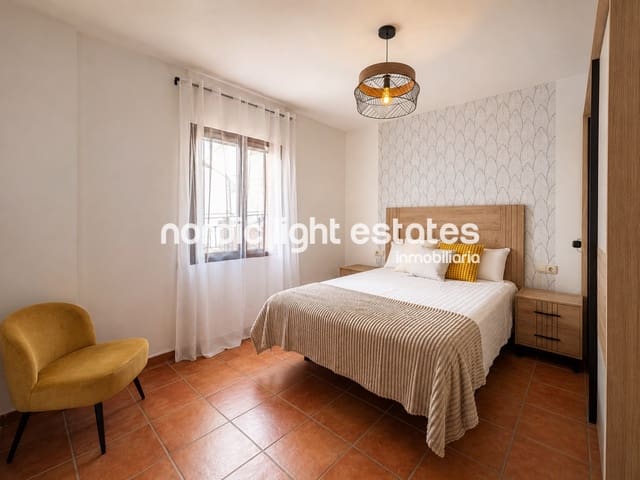 4 Zimmer Doppelhaus zu vermieten in Frigiliana - 1.400 € (Ref: 9909091)