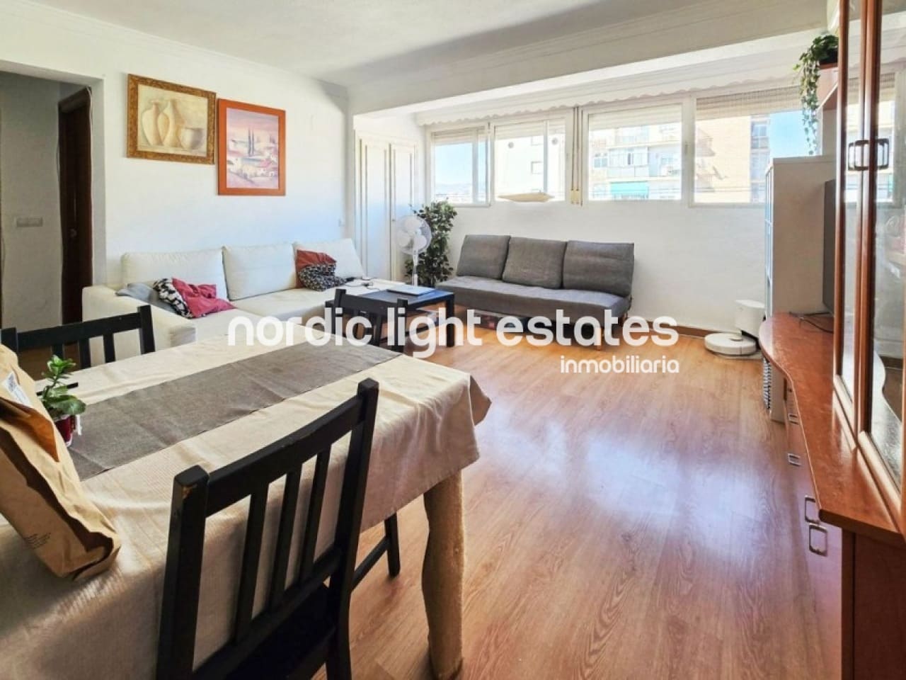 3 bedroom Flat for sale in Malaga city - € 350,000 (Ref: 9911780)