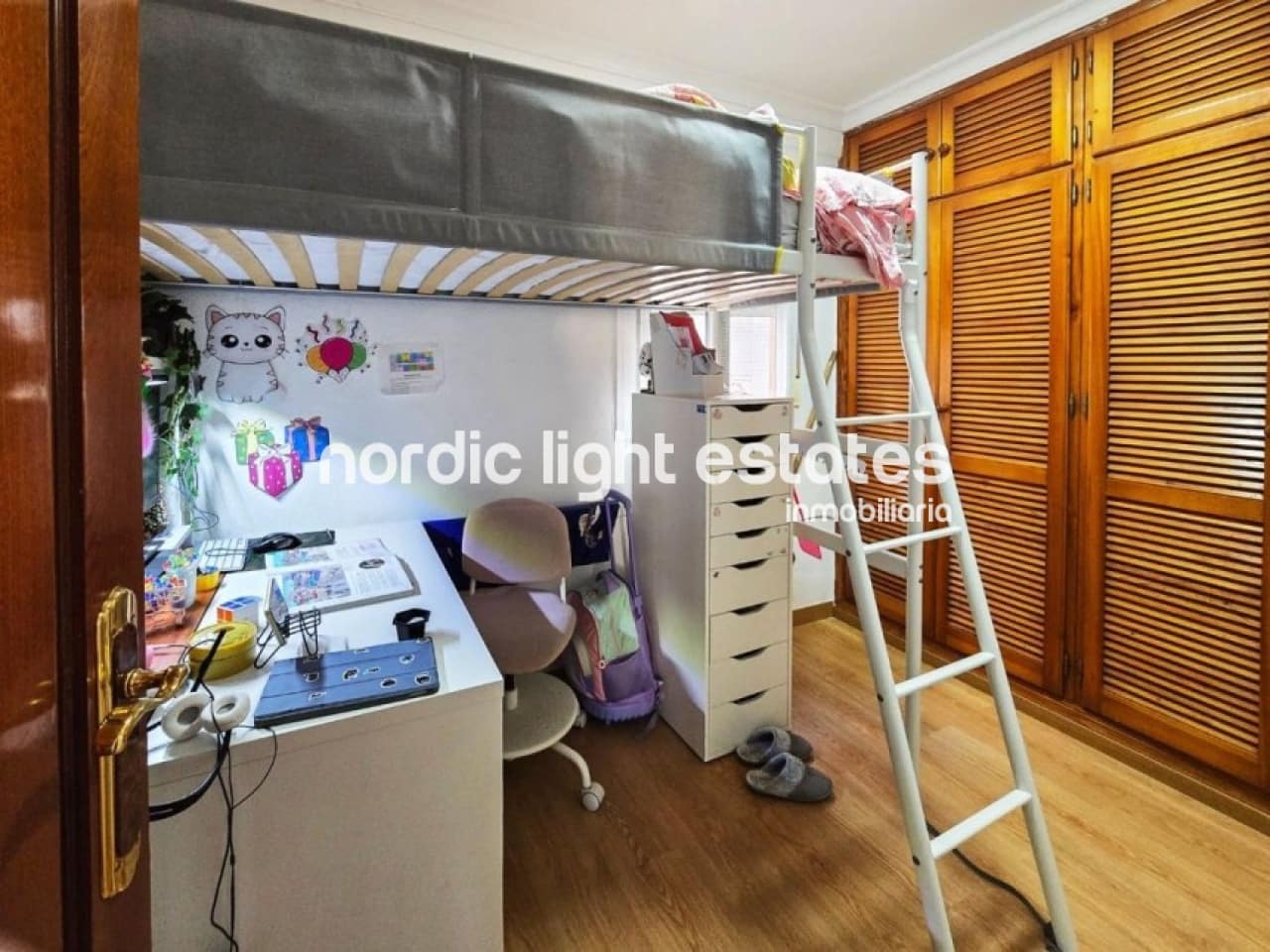 3 bedroom Flat for sale in Malaga city - € 350,000 (Ref: 9911780)