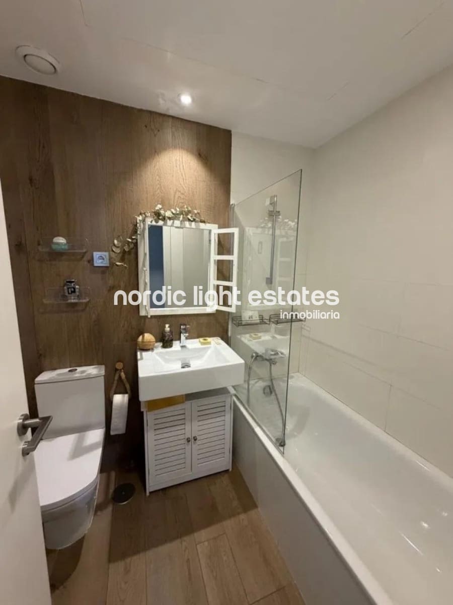 2 slaapkamer Appartement te koop in Malaga stad met zwembad garage - € 580.000 (Ref: 9924885)