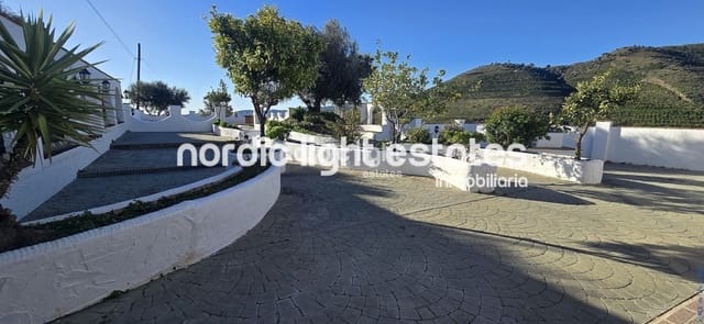 3 chambre Finca/Maison de Campagne à vendre à Vélez-Málaga avec piscine garage - 475 000 € (Ref: 9925022)