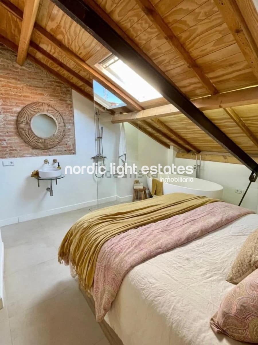 3 soveværelse Penthouse til salg i Malaga by med garage - € 1.000.000 (Ref: 9937040)