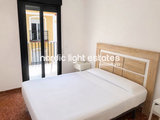2 bedroom Apartment for rent in Centro, Nerja - € 725 (Ref: 9938774)