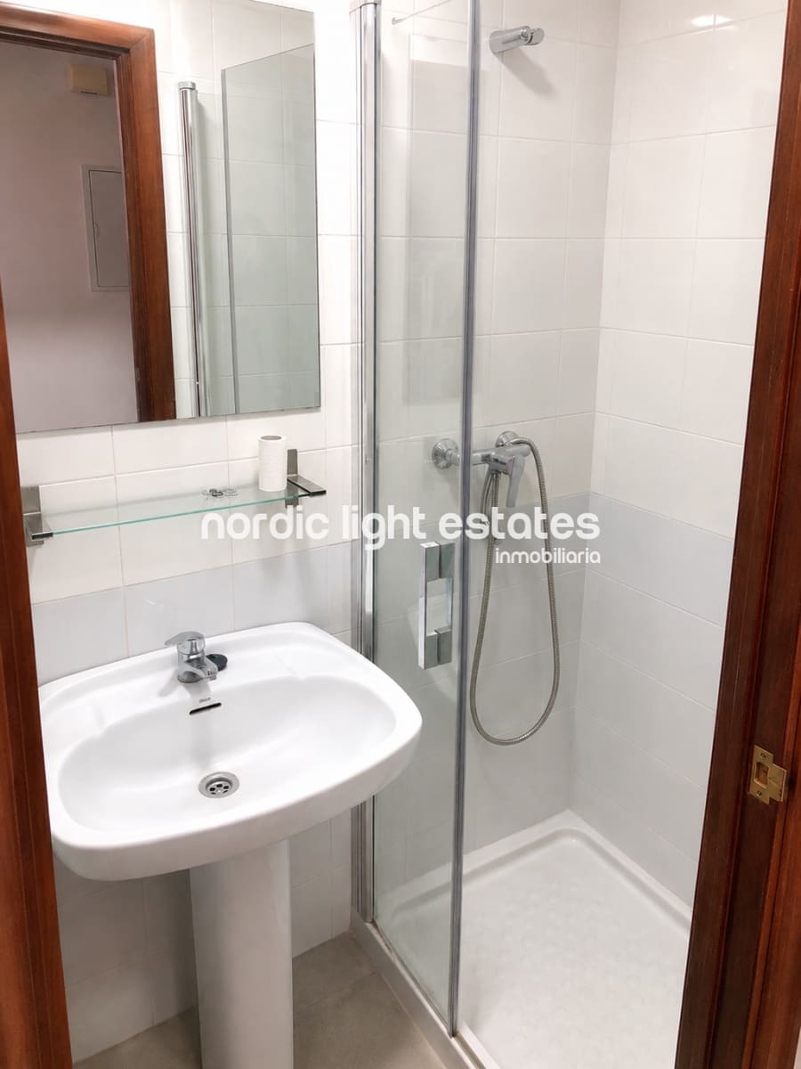 2 bedroom Apartment for rent in Nerja - € 725 (Ref: 9938774)