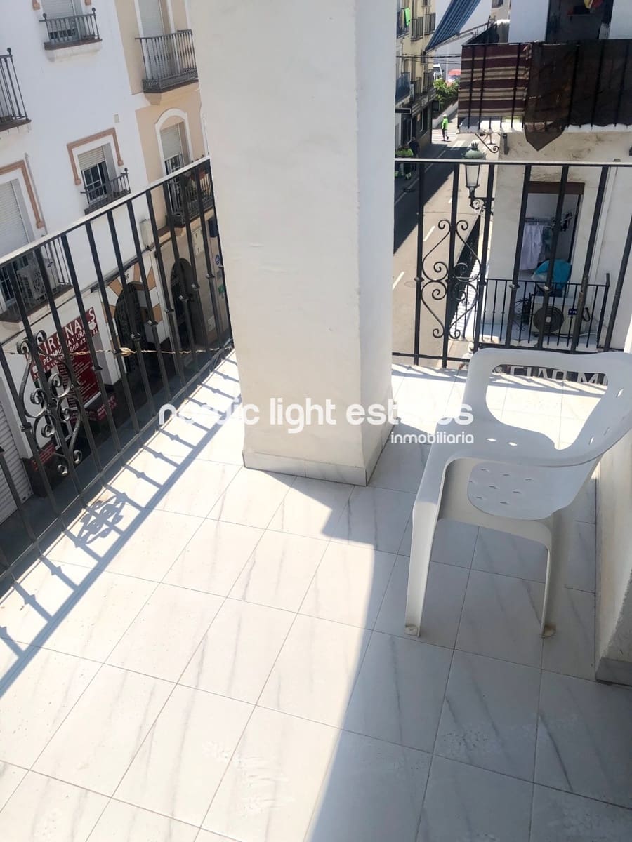 2 bedroom Apartment for rent in Nerja - € 725 (Ref: 9938774)