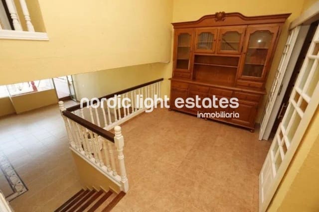3 soveværelse Semi-Rækkehus til salg i La Cala del Moral, Rincón de la Victoria med swimmingpool - € 690.000 (Ref: 9948613)