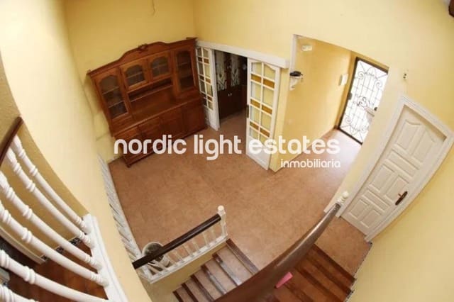 3 soveværelse Semi-Rækkehus til salg i La Cala del Moral, Rincón de la Victoria med swimmingpool - € 690.000 (Ref: 9948613)