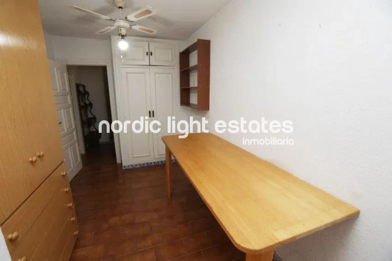 3 soveværelse Semi-Rækkehus til salg i La Cala del Moral med swimmingpool - € 690.000 (Ref: 9948613)