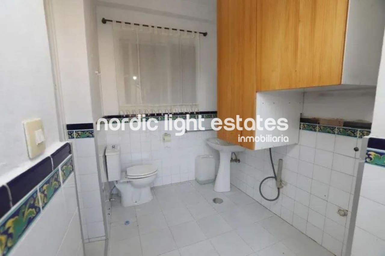 3 soveværelse Semi-Rækkehus til salg i La Cala del Moral med swimmingpool - € 690.000 (Ref: 9948613)