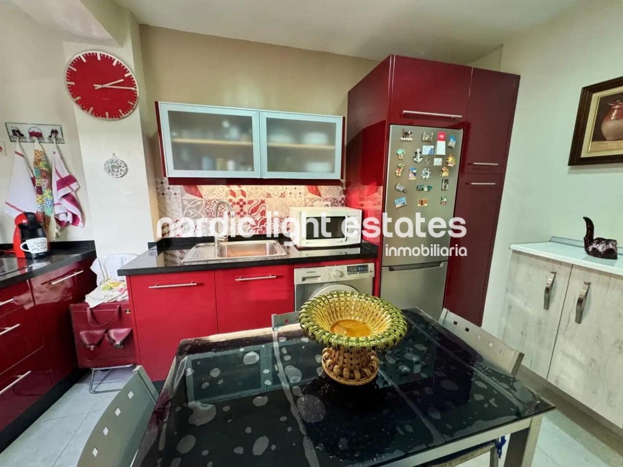 2 soveværelse Lejlighed til salg i Torre del Mar med swimmingpool - € 269.000 (Ref: 9948791)
