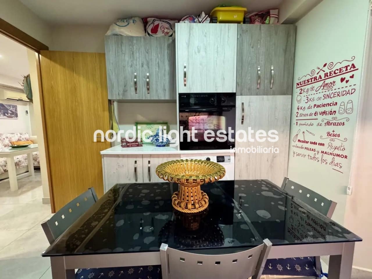 2 soveværelse Lejlighed til salg i Torre del Mar med swimmingpool - € 269.000 (Ref: 9948791)