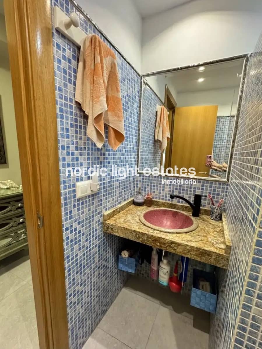2 soveværelse Lejlighed til salg i Torre del Mar med swimmingpool - € 269.000 (Ref: 9948791)