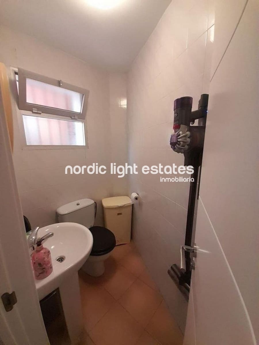3 soveværelse Semi-Rækkehus til salg i Chilches med swimmingpool - € 395.000 (Ref: 9950412)