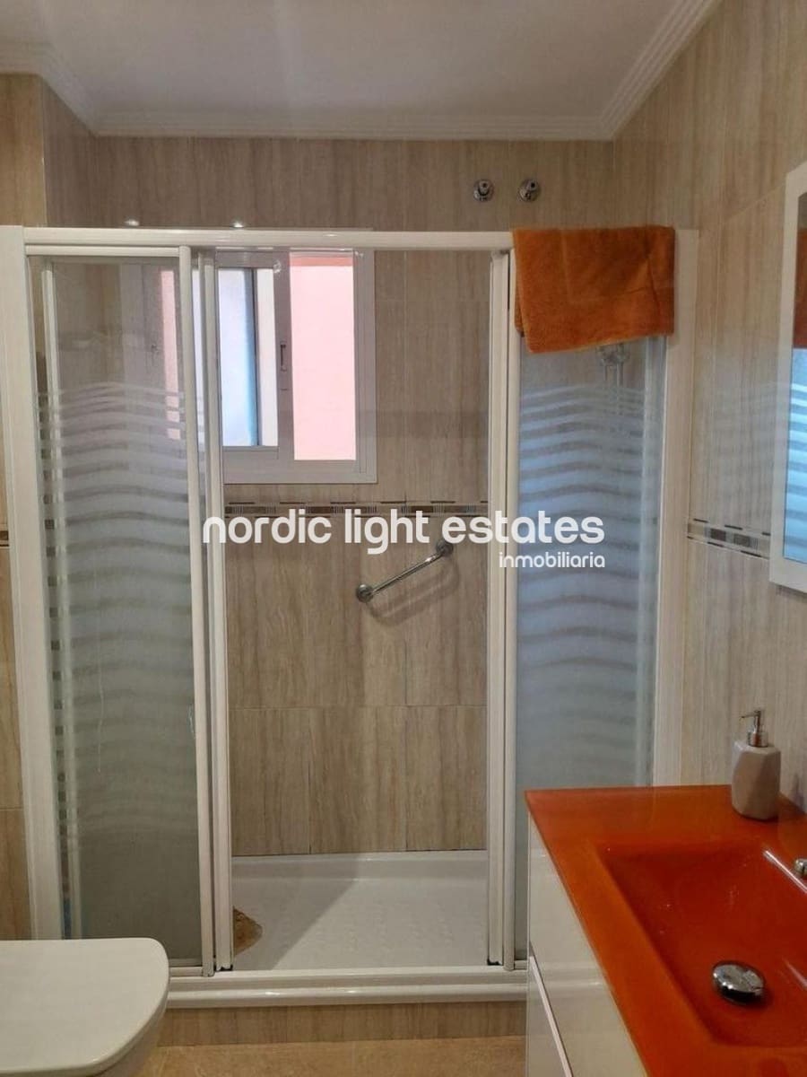 3 soveværelse Semi-Rækkehus til salg i Chilches med swimmingpool - € 395.000 (Ref: 9950412)