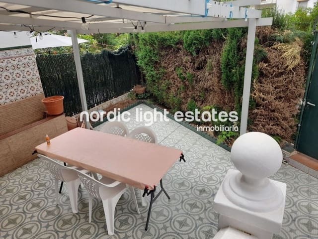 3 soveværelse Semi-Rækkehus til salg i Chilches, Vélez-Málaga med swimmingpool - € 395.000 (Ref: 9950412)