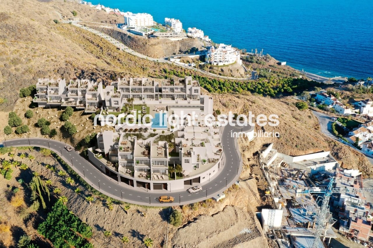 3 quarto Moradia Geminada para venda em Torrox-Costa com piscina garagem - 479 000 € (Ref: 9953293)