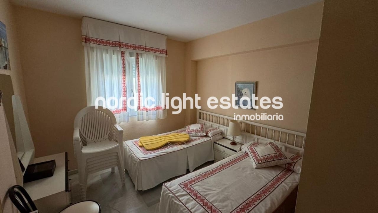 2 soverom Leilighet til salgs i Torremolinos med svømmebasseng garasje - € 399 000 (Ref: 9956278)