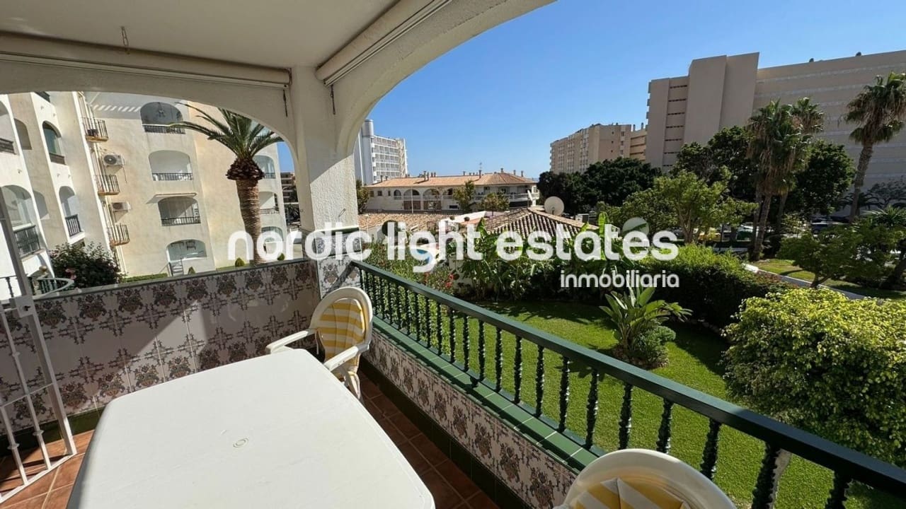 2 soverom Leilighet til salgs i Torremolinos med svømmebasseng garasje - € 399 000 (Ref: 9956278)