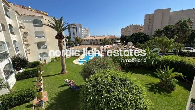 2 soverom Leilighet til salgs i Torremolinos med svømmebasseng garasje - € 399 000 (Ref: 9956278)