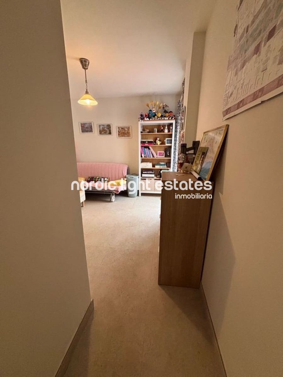 3 soveværelse Lejlighed til salg i La Cala del Moral med swimmingpool garage - € 449.000 (Ref: 9958328)