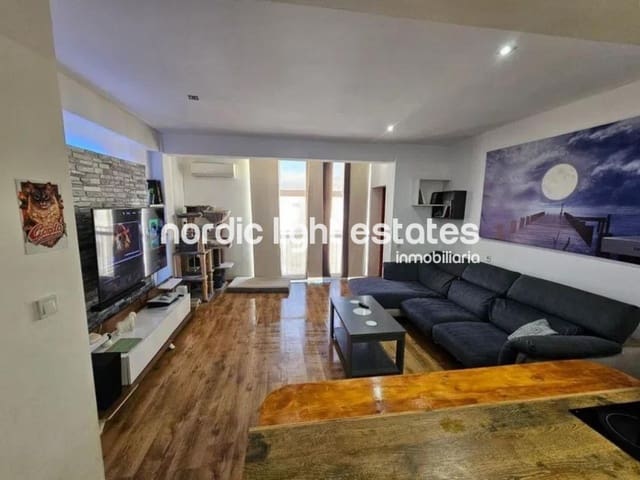 2 soveværelse Lejlighed til salg i Torremolinos med swimmingpool - € 299.000 (Ref: 9961565)