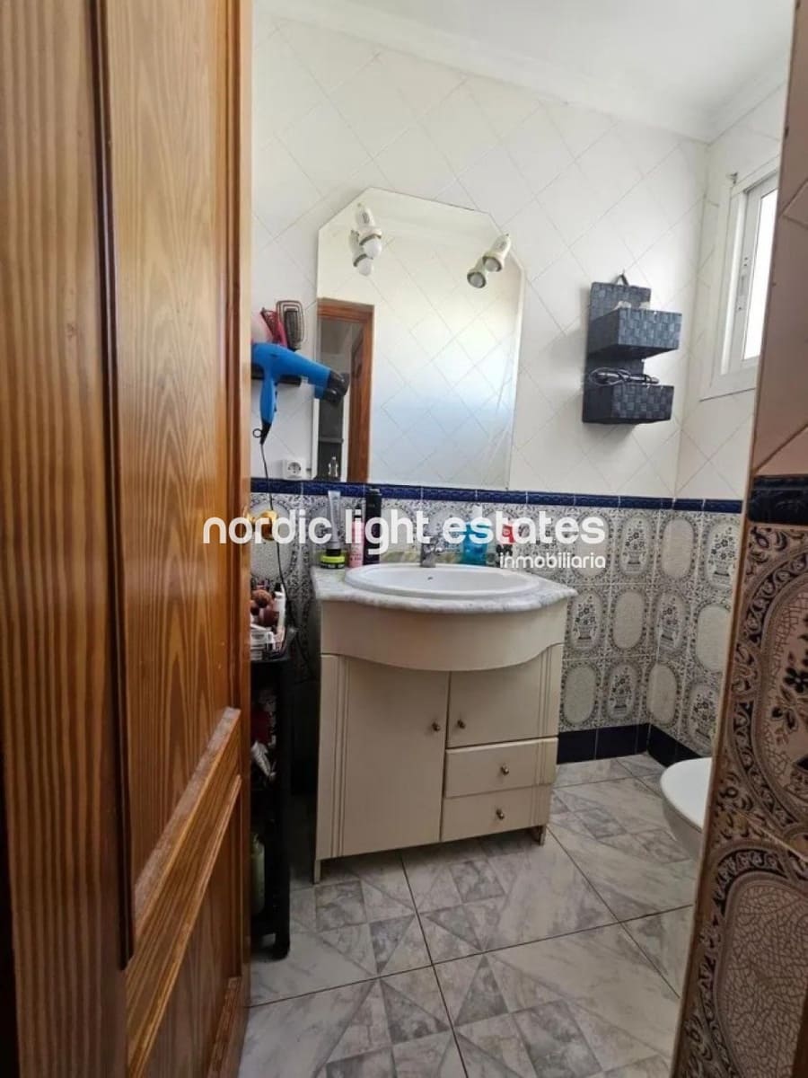 2 soveværelse Lejlighed til salg i Torremolinos med swimmingpool - € 299.000 (Ref: 9961565)