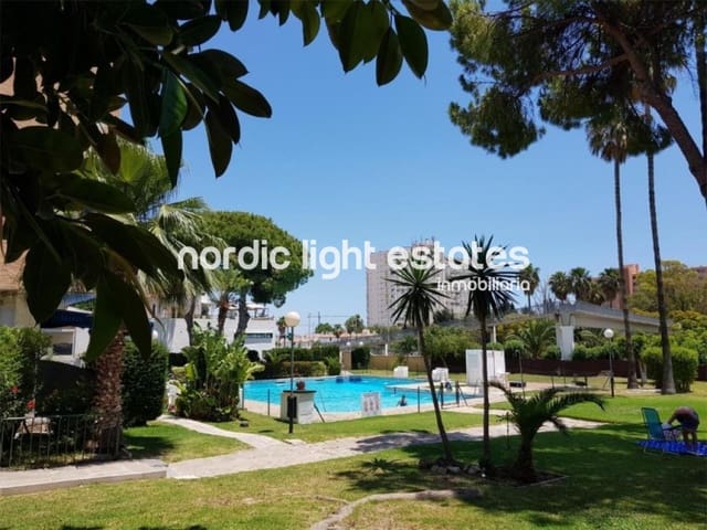 2 soveværelse Lejlighed til salg i Torremolinos med swimmingpool - € 299.000 (Ref: 9961565)