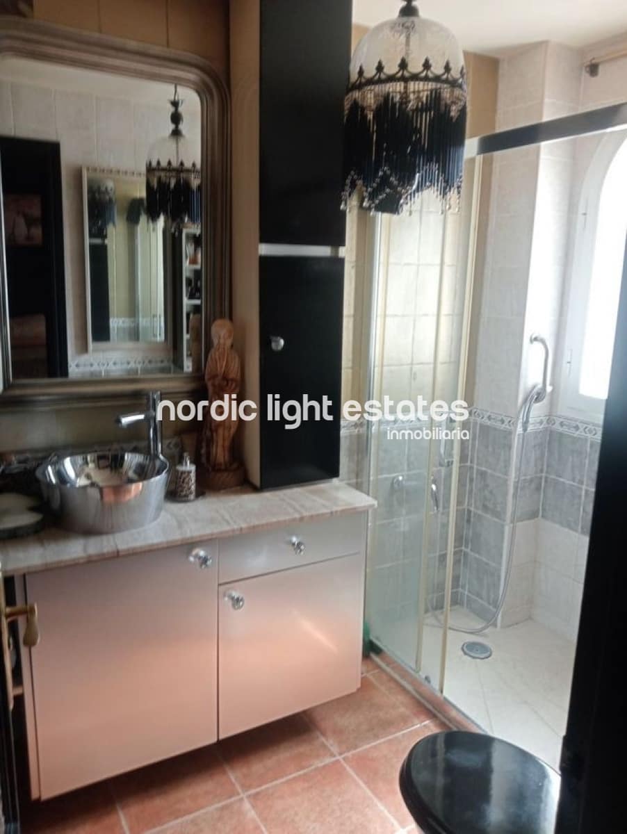 3 makuuhuone Paritalo myytävänä paikassa Benagalbon mukana 
autotalli - 355 000 € (Ref: 9964221)