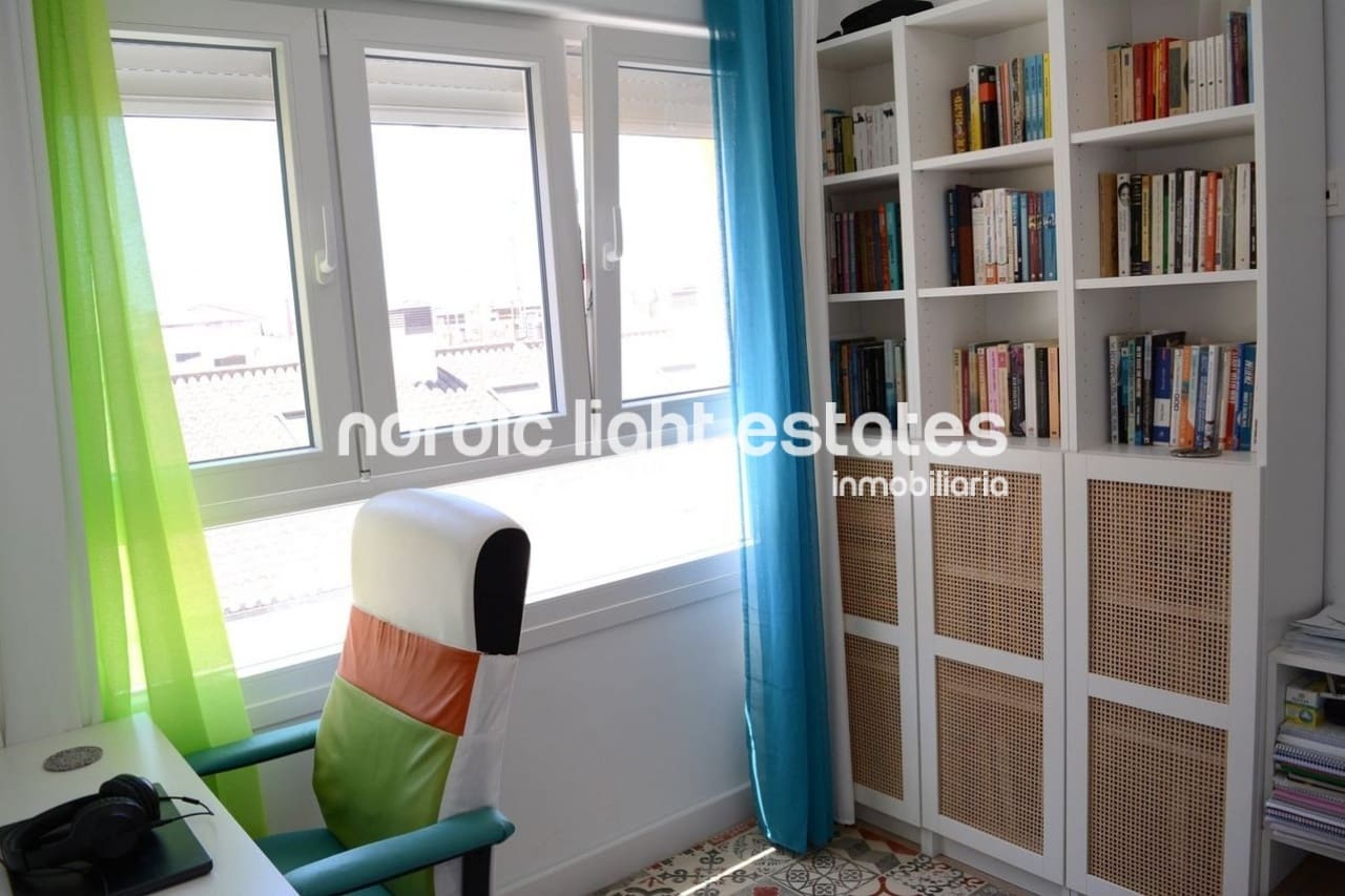 3 quarto Apartamento para venda em Malaga cidade - 375 000 € (Ref: 9964373)