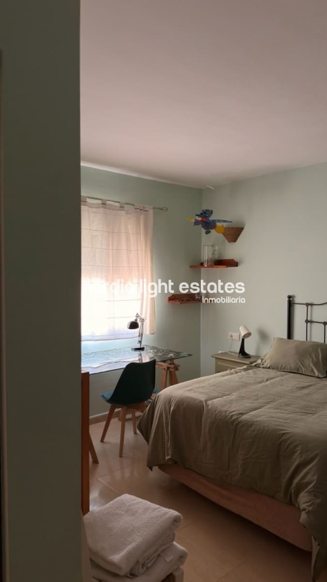 3 slaapkamer Halfvrijstaande villa te koop in Benamargosa - € 280.000 (Ref: 9970898)