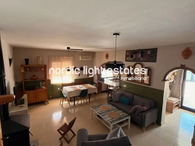 3 slaapkamer Halfvrijstaande villa te koop in Benamargosa - € 280.000 (Ref: 9970898)