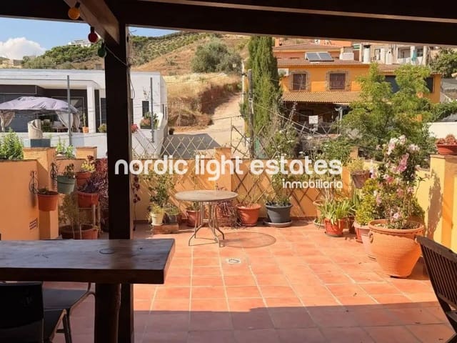 3 slaapkamer Halfvrijstaande villa te koop in Benamargosa - € 280.000 (Ref: 9970898)