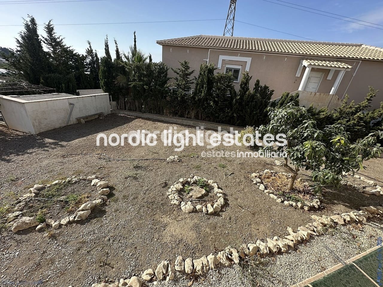 Chalet de 4 habitaciones en Algarrobo Costa en venta con piscina garaje - 585.000 € (Ref: 9989396)
