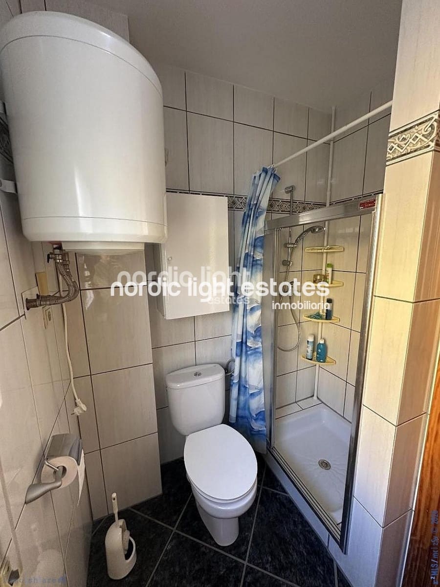 Chalet de 4 habitaciones en Algarrobo Costa en venta con piscina garaje - 585.000 € (Ref: 9989396)