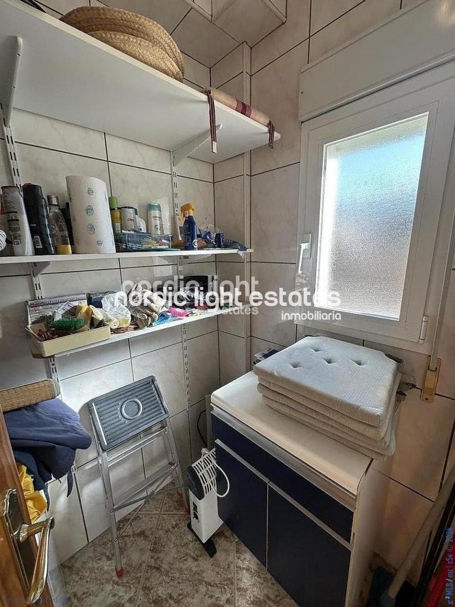 Chalet de 4 habitaciones en Algarrobo Costa en venta con piscina garaje - 585.000 € (Ref: 9989396)