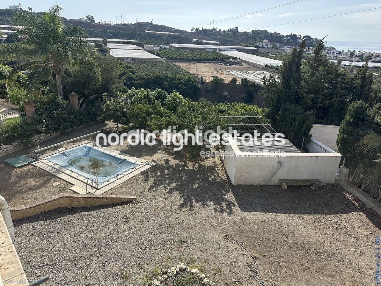 Chalet de 4 habitaciones en Algarrobo Costa en venta con piscina garaje - 585.000 € (Ref: 9989396)