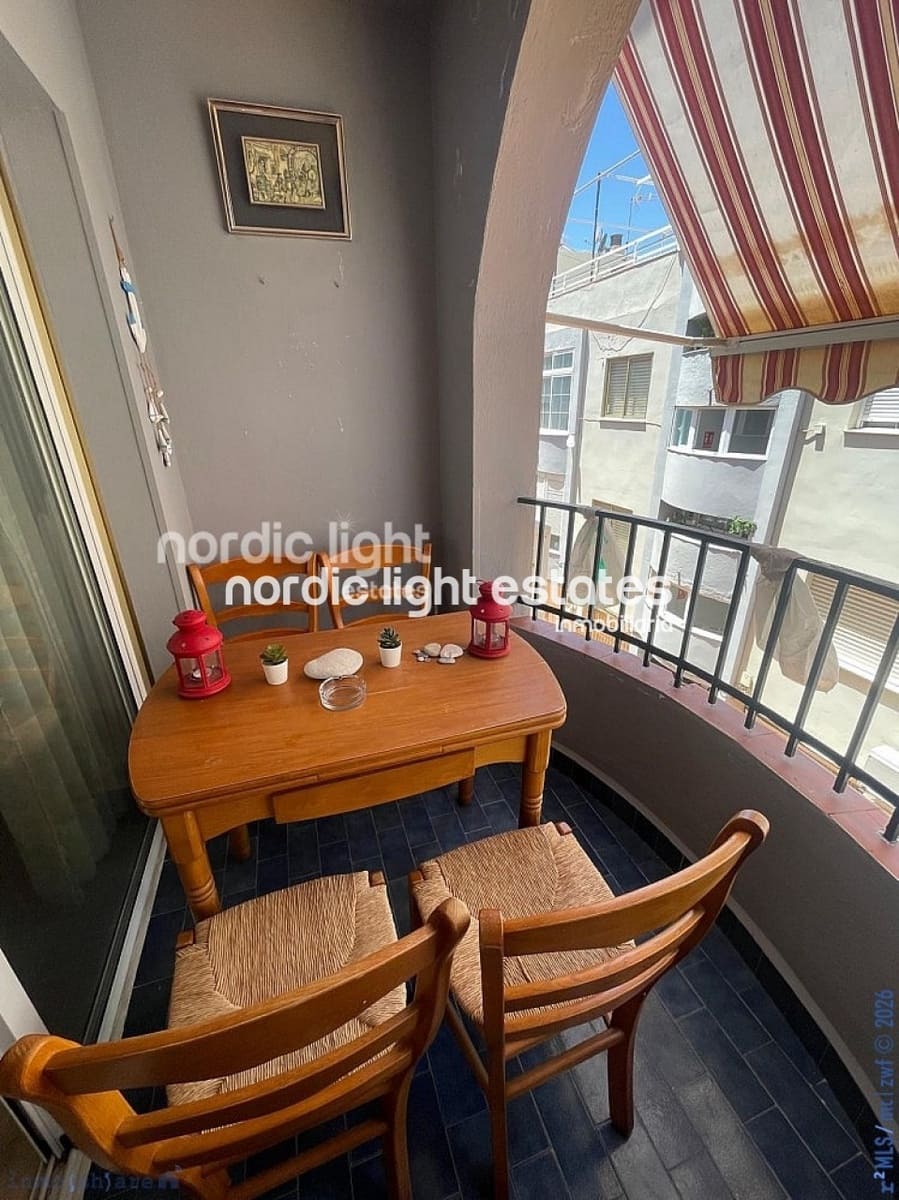Apartamento de 2 habitaciones en Algarrobo Costa en venta - 278.000 € (Ref: 9989760)