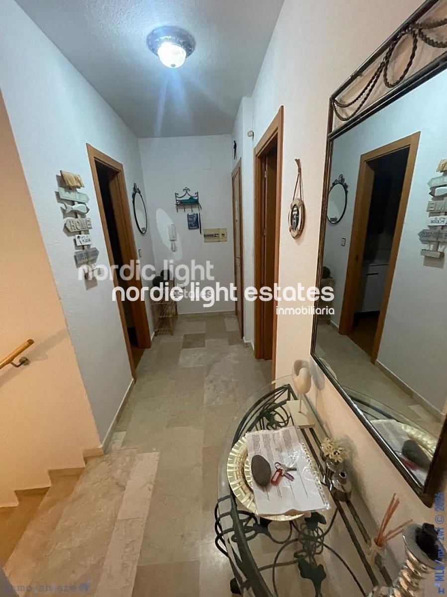 Apartamento de 2 habitaciones en Algarrobo Costa en venta - 278.000 € (Ref: 9989760)