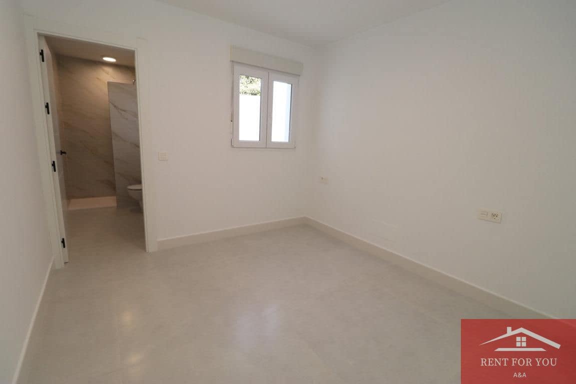 1 quarto Apartamento para arrendar em Alhaurin el Grande com garagem - 900 € (Ref: 10019847)