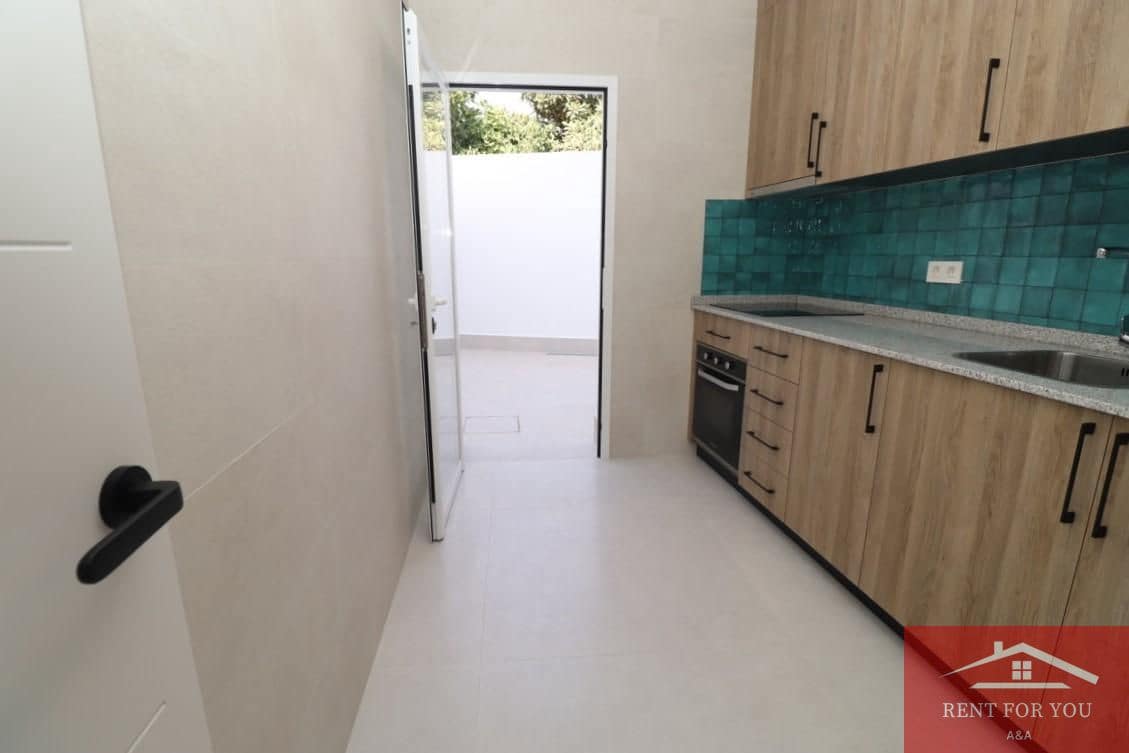 1 quarto Apartamento para arrendar em Alhaurin el Grande com garagem - 900 € (Ref: 10019847)