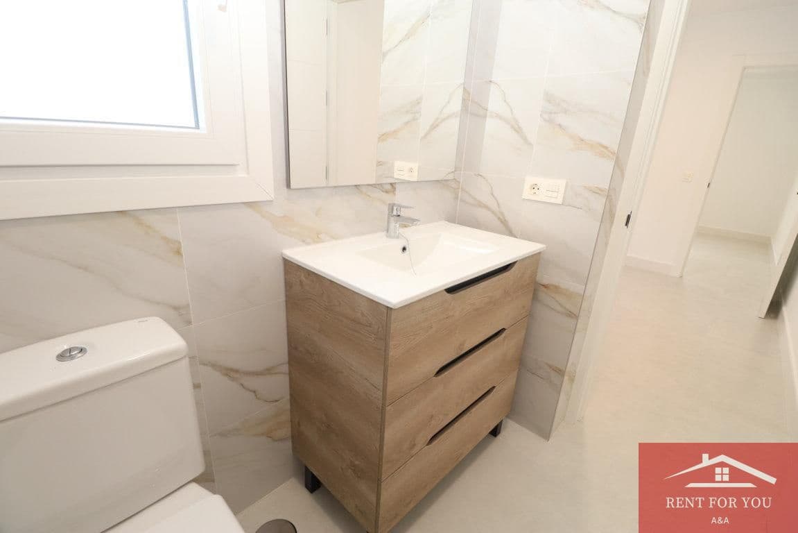 1 quarto Apartamento para arrendar em Alhaurin el Grande com garagem - 900 € (Ref: 10019847)
