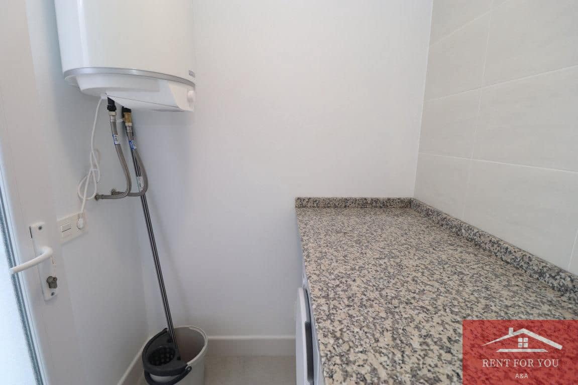 1 quarto Apartamento para arrendar em Alhaurin el Grande com garagem - 900 € (Ref: 10019847)